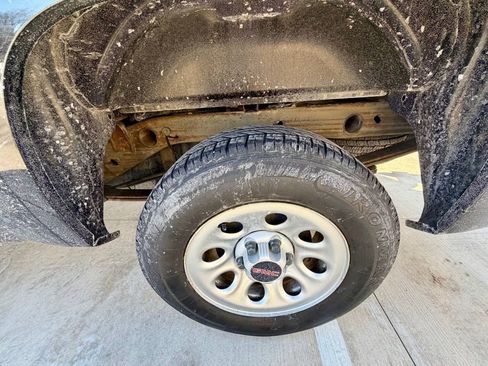 Used 2011 GMC Sierra 1500 W/T image 12