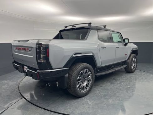 Used 2024 GMC Hummer EV 3X w/ LPO, Sport Package AWD/4WD image 10