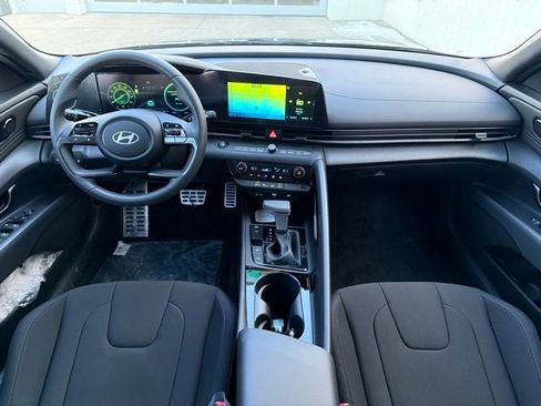 New 2026 Hyundai Elantra Sport FWD image 12