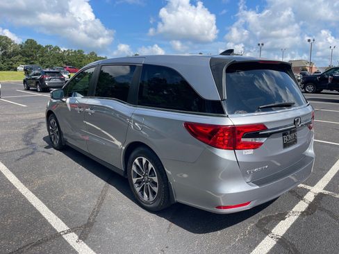 Used 2021 Honda Odyssey EX-L image 13