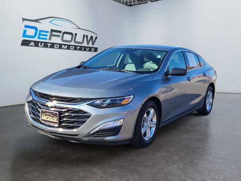 Used 2023 Chevrolet Malibu LS w/ LPO, Floor Liner Package image 7