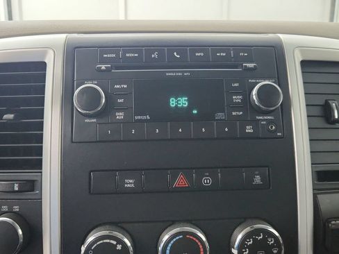 Used 2011 RAM 2500 SLT w/ Protection Group AWD/4WD image 8