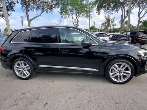 Certified 2025 Audi Q7 3.0T Premium Plus w/ Premium Plus Package image 9
