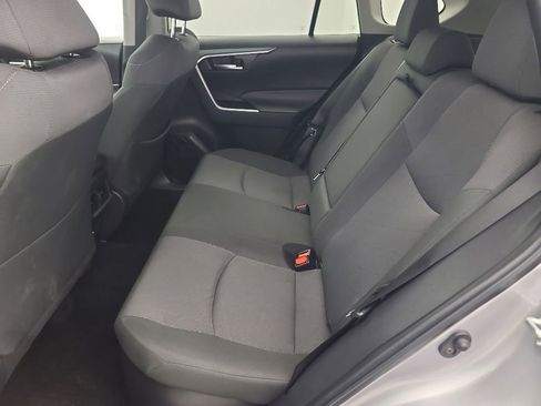 Used 2025 Toyota RAV4 XLE AWD/4WD image 21