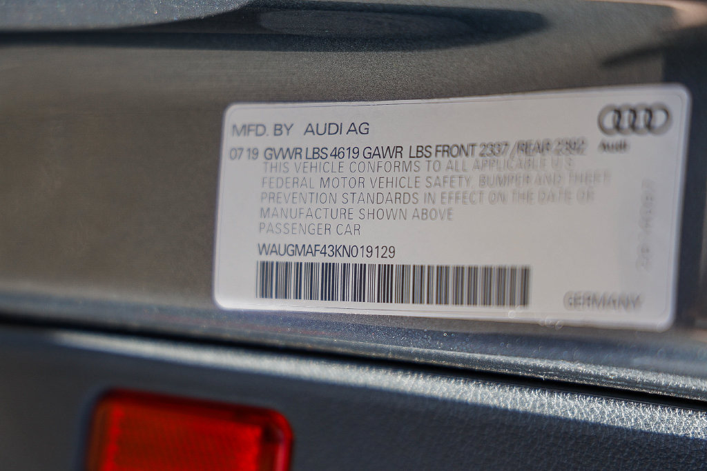 Used 2019 Audi A4 2.0T Premium FWD image 13