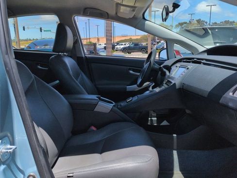 Used 2015 Toyota Prius Three FWD image 29