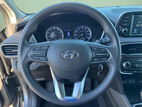 Used 2020 Hyundai Santa Fe SE FWD image 20
