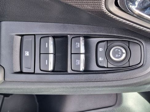 Used 2026 Subaru Crosstrek 2.5i Limited w/ Crosstrek Mirror Package image 18