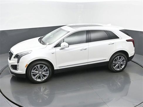 New 2025 Cadillac XT5 Premium Luxury w/ Technology Package image 39