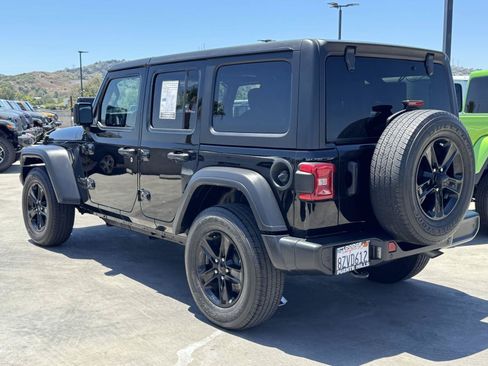Used 2022 Jeep Wrangler Unlimited Sport AWD/4WD image 4