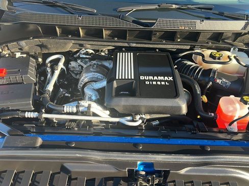Used 2022 Chevrolet Silverado 1500 RST AWD/4WD image 18