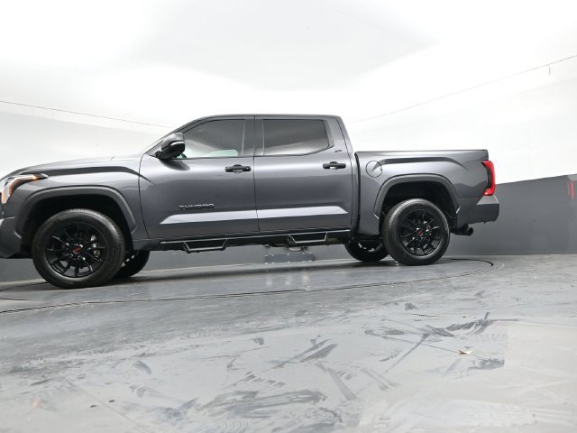 Used 2023 Toyota Tundra SR5 w/ SR5 Convenience Package AWD/4WD image 27