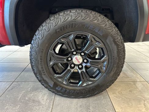 Used 2023 GMC Canyon Elevation w/ Convenience Package AWD/4WD image 7