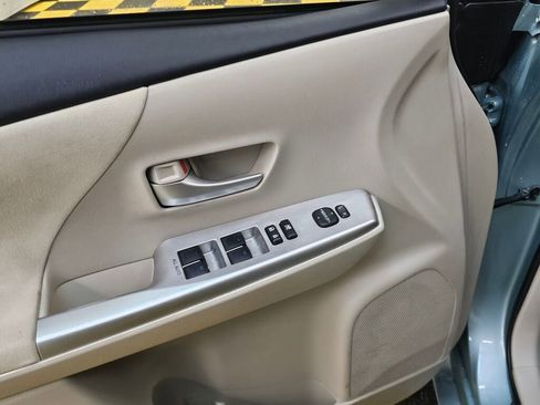 Used 2014 Toyota Prius V Three FWD image 23