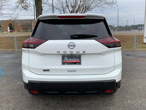New 2026 Nissan Rogue S FWD image 4