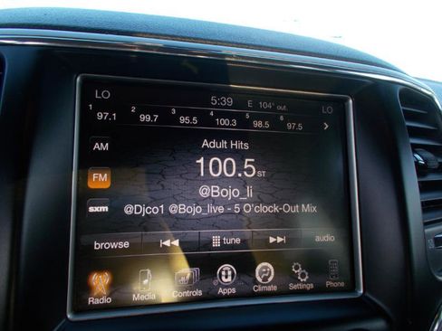 Used 2015 Jeep Grand Cherokee Limited w/ Trailer Tow Group IV image 31