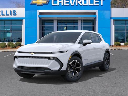 New 2026 Chevrolet Equinox EV LT image 42