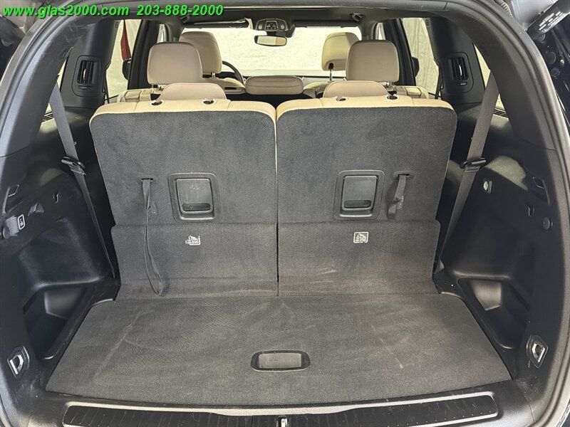 Used 2023 Jeep Grand Cherokee L Limited AWD/4WD image 21