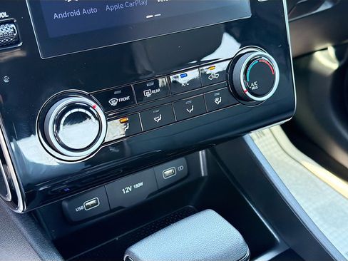 Used 2023 Hyundai Santa Cruz SEL image 31