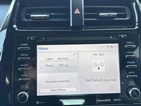 Used 2022 Toyota Prius Prime LE image 19