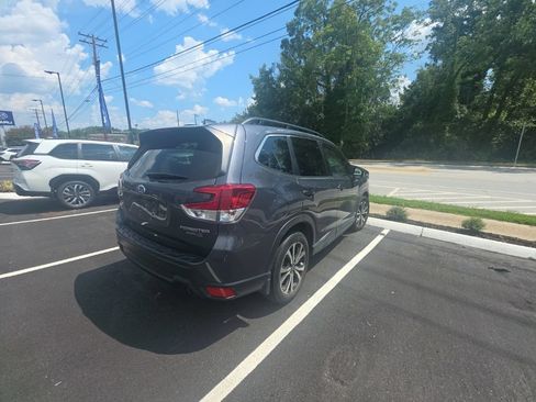 Used 2023 Subaru Forester Limited w/ Popular Package #2 AWD/4WD image 13