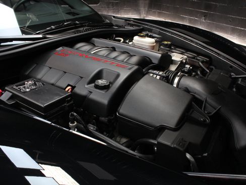 Used 2013 Chevrolet Corvette Grand Sport w/ 3LT Preferred Equipment Group RWD image 34