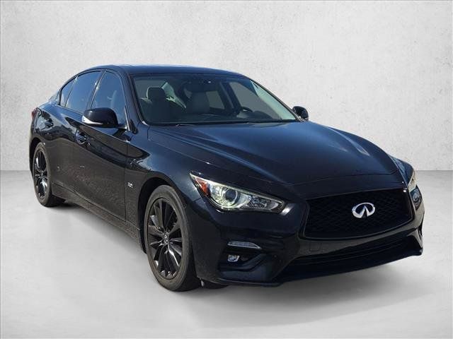 Used 2018 INFINITI Q50 Luxe w/ Essential Package (3.0T Luxe) RWD image 3