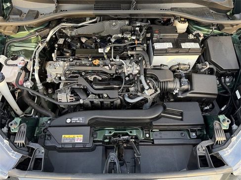 Used 2023 Toyota Corolla Cross LE image 39
