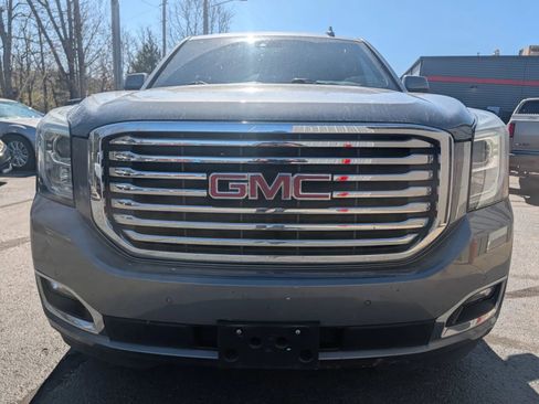 Used 2018 GMC Yukon XL SLT w/ Premium Edition image 6