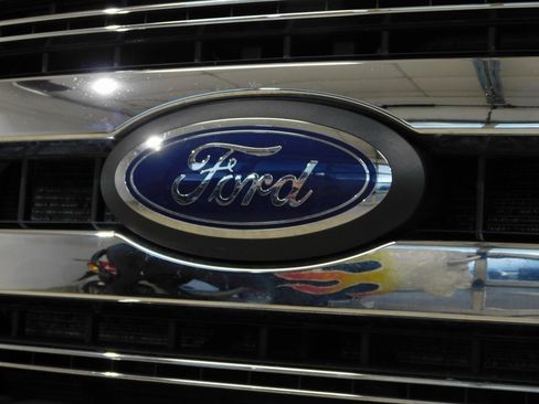 Used 2022 Ford F250 XLT w/ XLT Value Package image 16