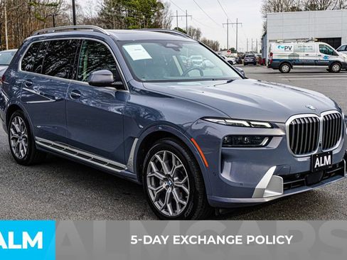 Used 2024 BMW X7 xDrive40i image 3