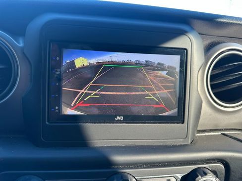 Used 2020 Jeep Wrangler Unlimited Sport S image 13