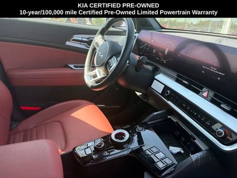 Certified 2025 Kia Sportage SX Prestige AWD/4WD image 17