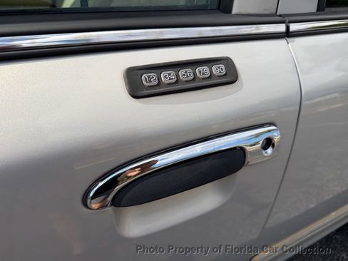 Used 2010 Mercury Grand Marquis LS image 23