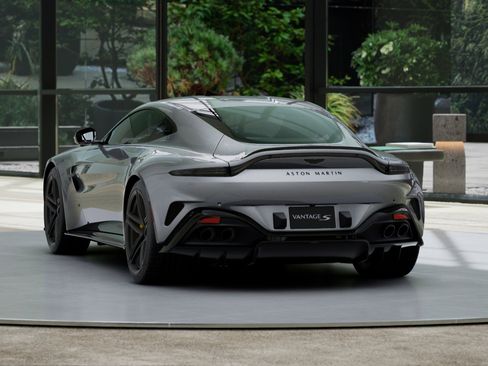 New 2026 Aston Martin V8 Vantage S image 6