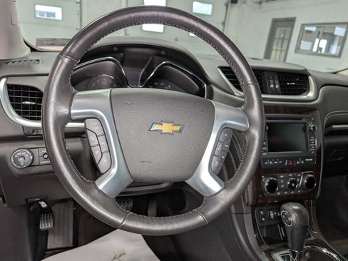 Used 2017 Chevrolet Traverse Premier AWD/4WD image 39