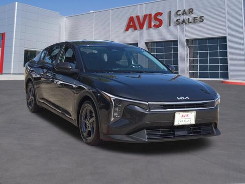 Used 2025 Kia K4 FWD image 9
