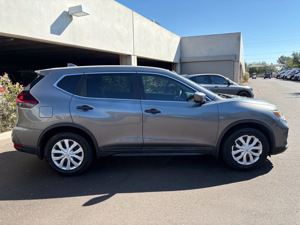 Used 2020 Nissan Rogue S FWD image 5