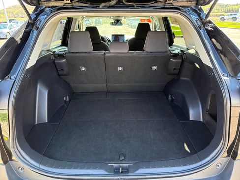 Certified 2025 Toyota RAV4 LE AWD/4WD image 4