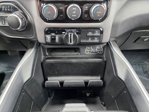 Used 2021 RAM 1500 Big Horn AWD/4WD image 32