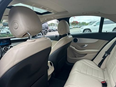 Used 2019 Mercedes-Benz C 300 Sedan image 22