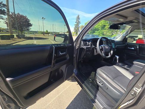 Certified 2023 Toyota 4Runner TRD Off-Road Premium w/ Off Road Premium Plus Package AWD/4WD image 20