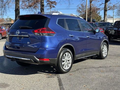 Used 2020 Nissan Rogue SV image 20