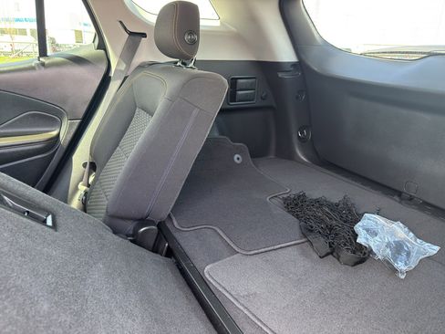 Used 2020 GMC Terrain SLE w/ Driver Convenience Package AWD/4WD image 34