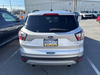Used 2018 Ford Escape SE w/ SE Sync 3 Package video 4