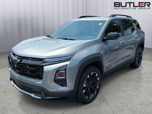 Used 2026 Chevrolet Equinox RS w/ Convenience Package III FWD image 2