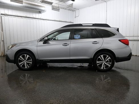 Used 2019 Subaru Outback 2.5i Limited image 23