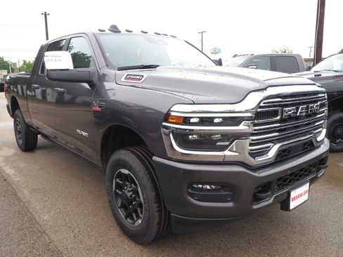 New 2025 RAM 2500 Laramie image 4