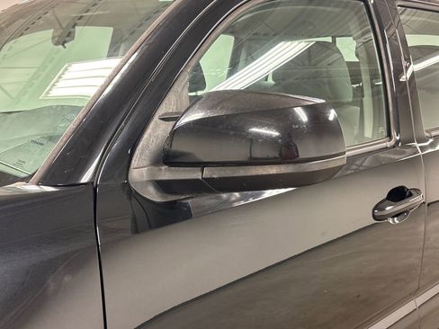 Used 2018 Toyota Tacoma SR w/ SR Convenience Package image 13