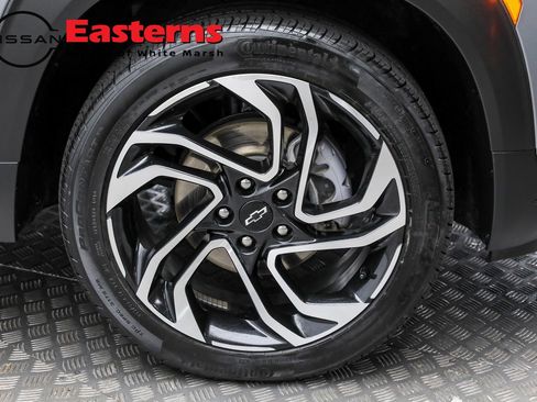 Used 2024 Chevrolet TrailBlazer RS w/ Driver Confidence Package image 30